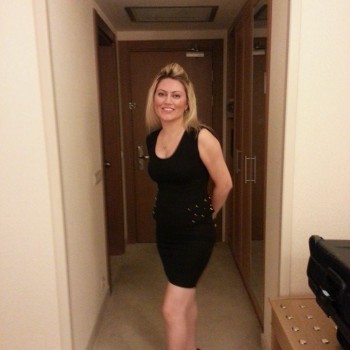 Profil de Claudina, 42 ans, Plans cul à Waterloo (Brabant wallon)